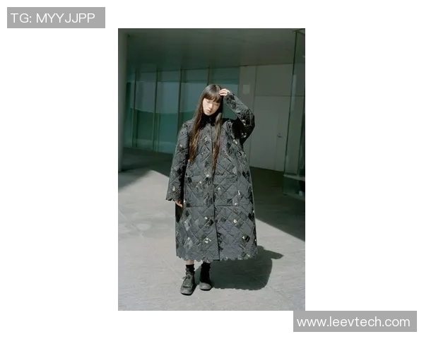 球星卡收藏热潮席卷全球 足球动态瞬息万变 引领市场新风潮