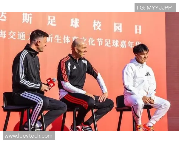 老梁点评足球历史第一球星：谁才是最具传奇色彩的传奇人物